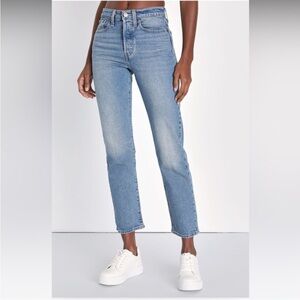 Levi’s  Ribcage Straight Ankle Jeans